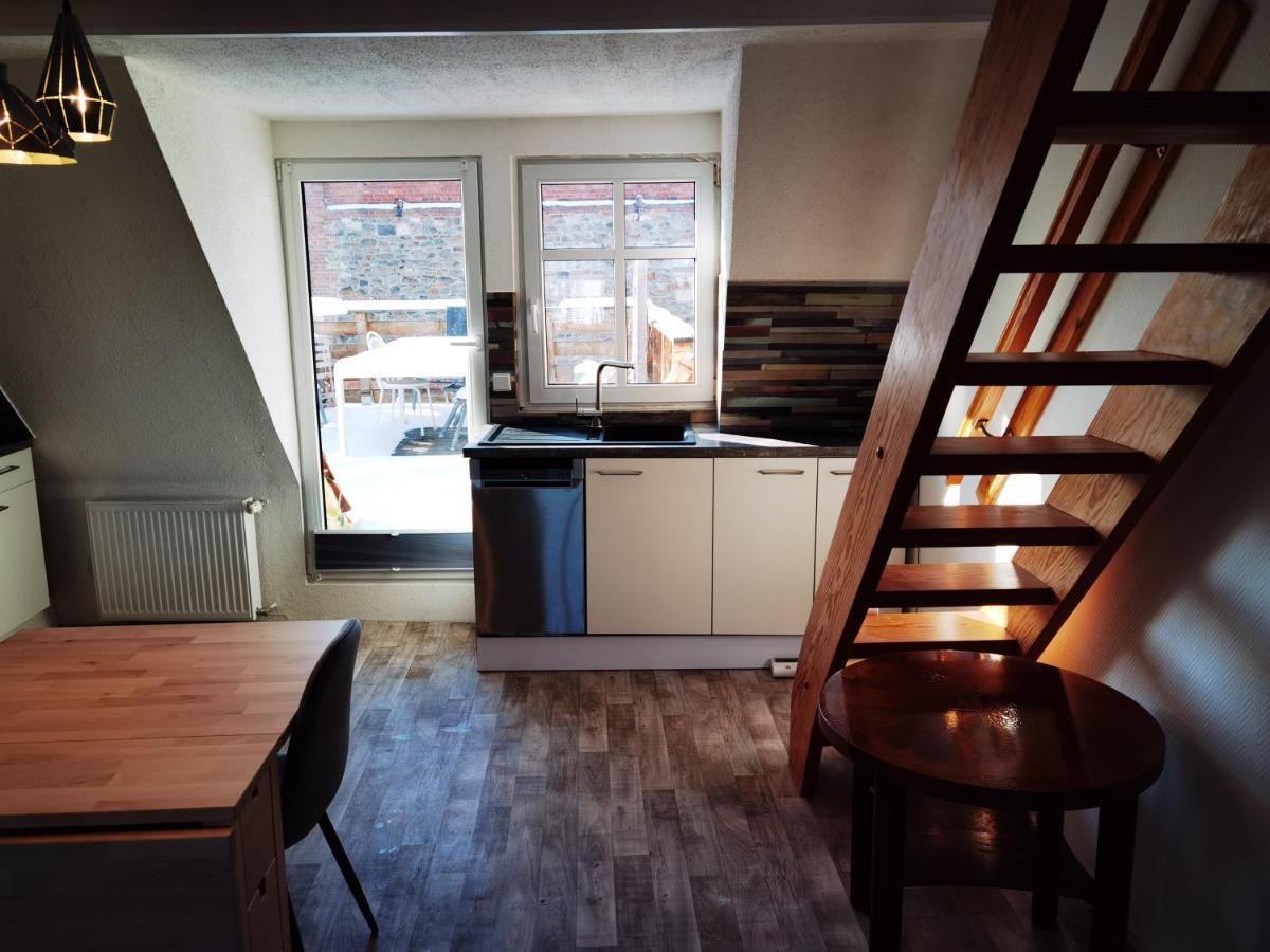 Wolmirstedt Gemuetliche Dachwohnung Mit Kleiner Oder Grosser Dachterrasse Nebeneinander מראה חיצוני תמונה
