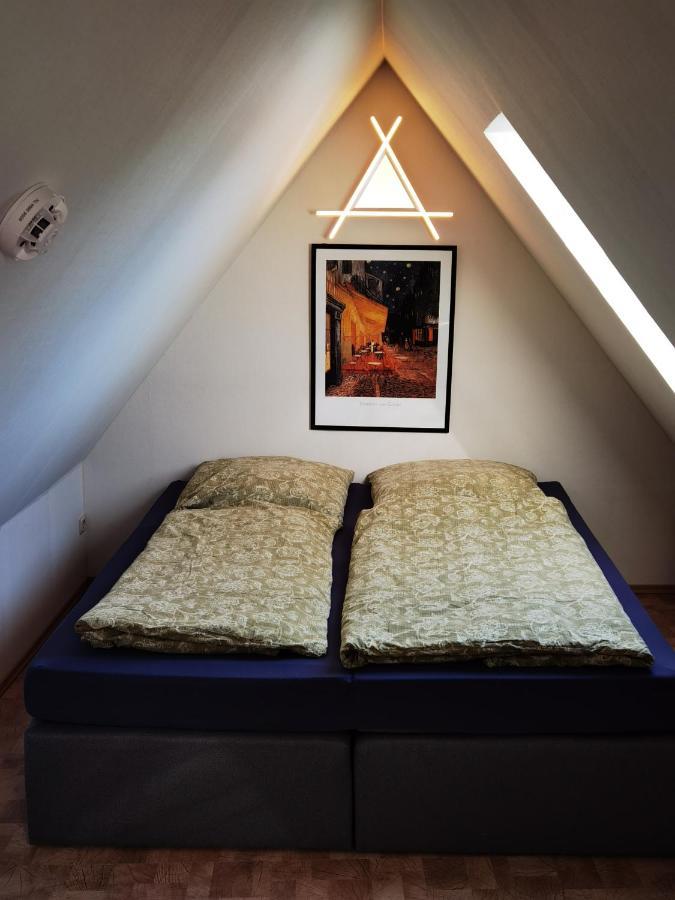 Wolmirstedt Gemuetliche Dachwohnung Mit Kleiner Oder Grosser Dachterrasse Nebeneinander מראה חיצוני תמונה