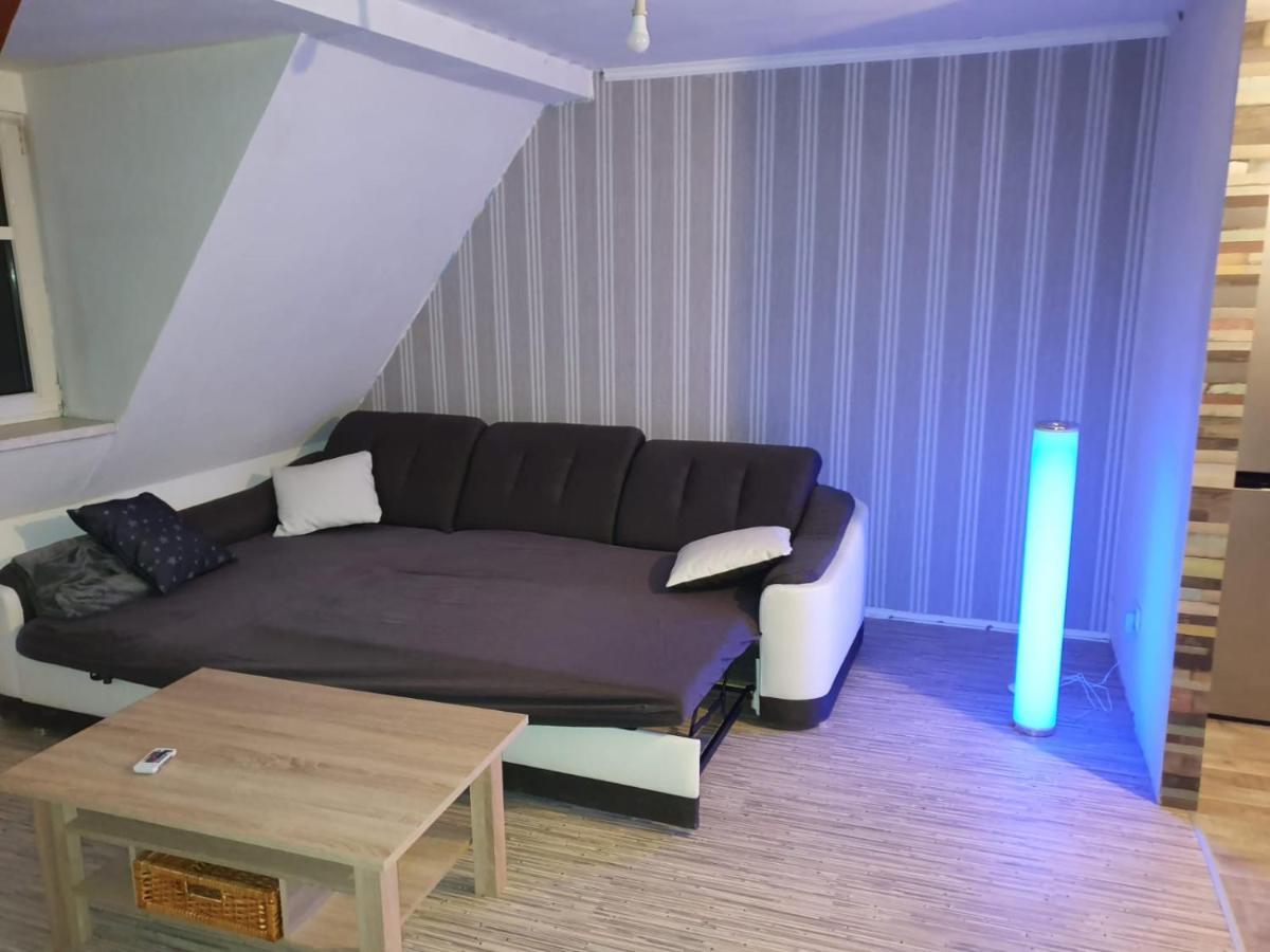 Wolmirstedt Gemuetliche Dachwohnung Mit Kleiner Oder Grosser Dachterrasse Nebeneinander מראה חיצוני תמונה