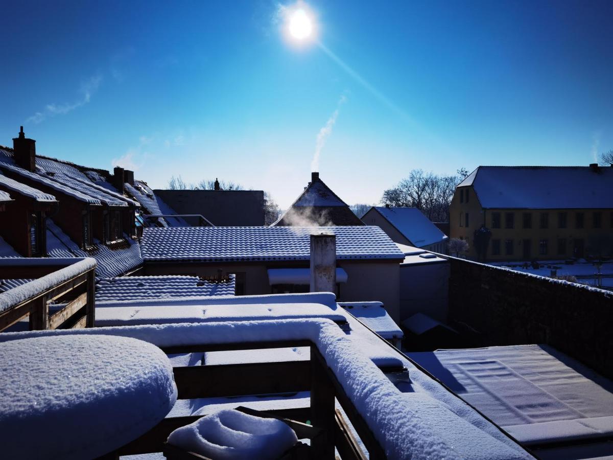 Wolmirstedt Gemuetliche Dachwohnung Mit Kleiner Oder Grosser Dachterrasse Nebeneinander מראה חיצוני תמונה