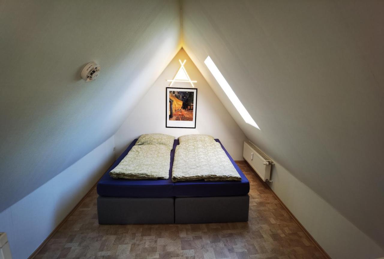Wolmirstedt Gemuetliche Dachwohnung Mit Kleiner Oder Grosser Dachterrasse Nebeneinander מראה חיצוני תמונה