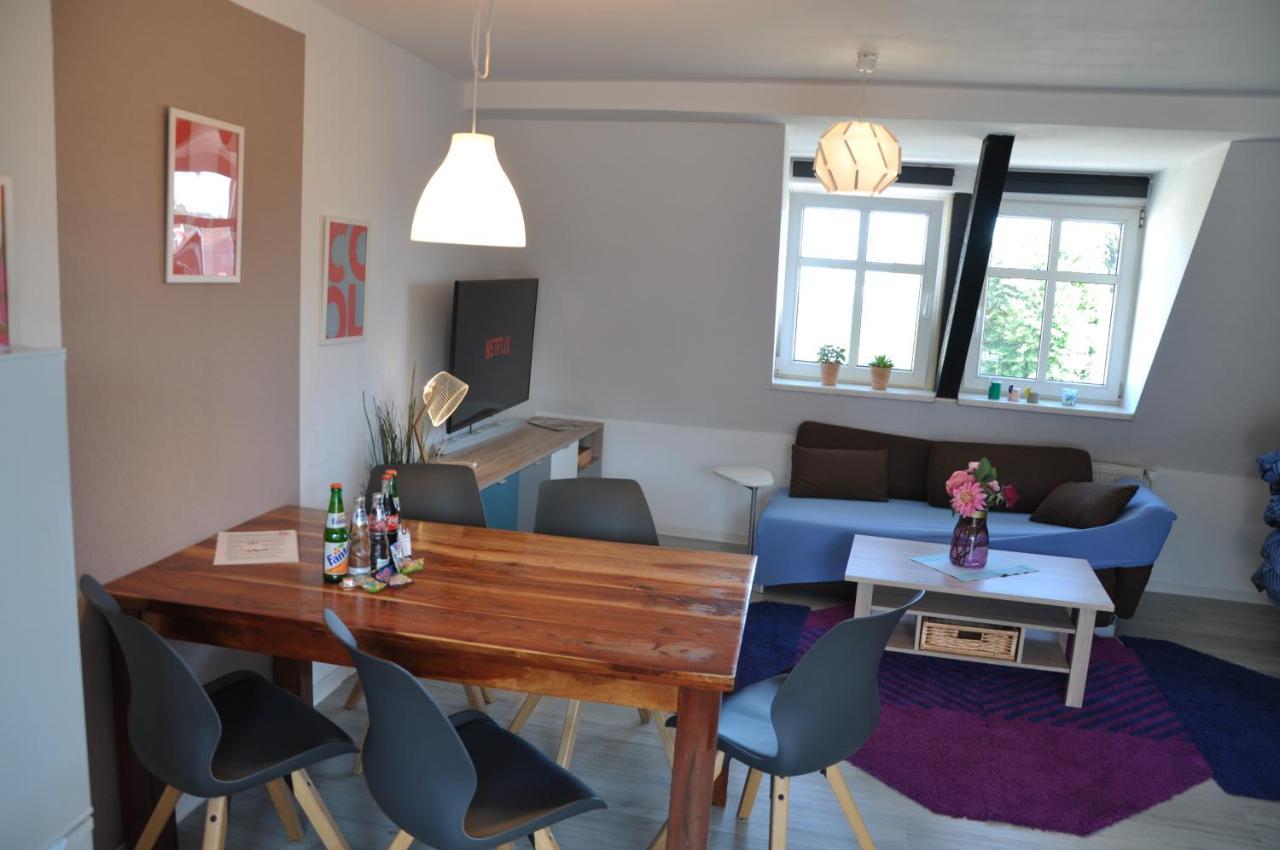Wolmirstedt Gemuetliche Dachwohnung Mit Kleiner Oder Grosser Dachterrasse Nebeneinander מראה חיצוני תמונה