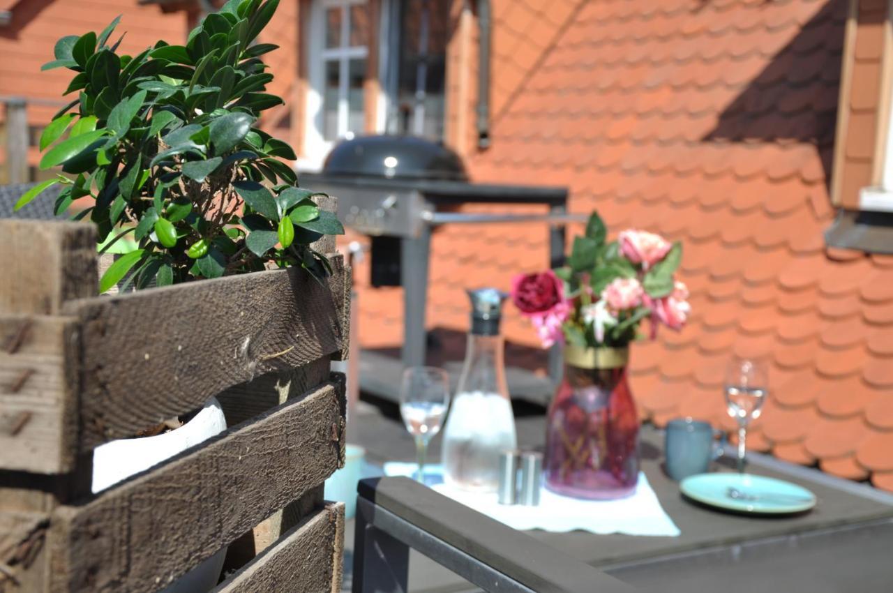 Wolmirstedt Gemuetliche Dachwohnung Mit Kleiner Oder Grosser Dachterrasse Nebeneinander מראה חיצוני תמונה