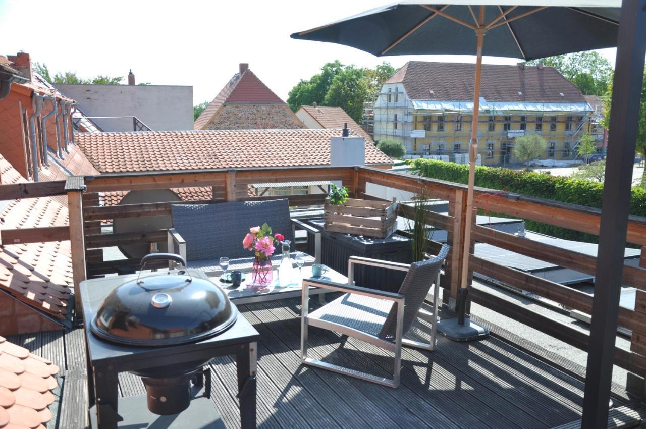 Wolmirstedt Gemuetliche Dachwohnung Mit Kleiner Oder Grosser Dachterrasse Nebeneinander מראה חיצוני תמונה